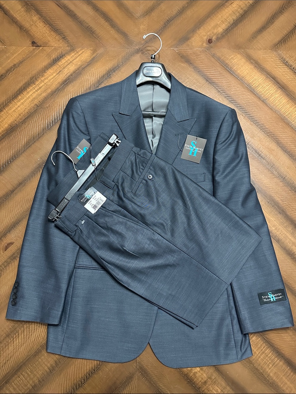 Steve Harvey Men's Slate Blue Two-Piece Suit - Modern Fit.  44S 36x30